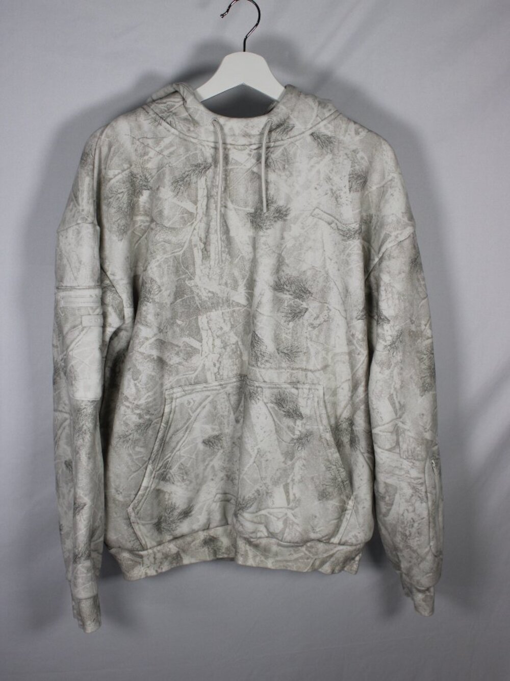 Comfrt White Camouflage Hoodie Size Medium Pullover Sweatshirt Pockets Eye Mask